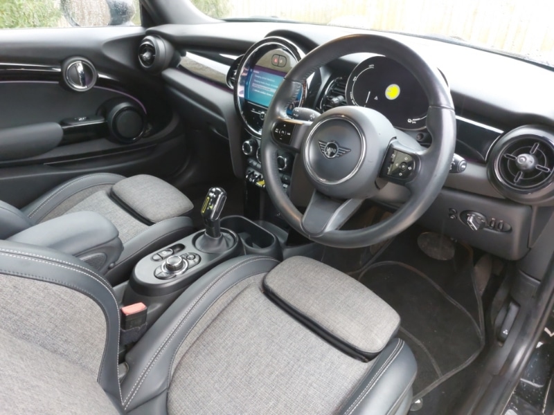 Used MINI Hatch 2023 for sale - 77669947: Photo 6