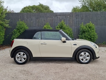 Used MINI Convertible 2020 for sale - 79348089: Photo