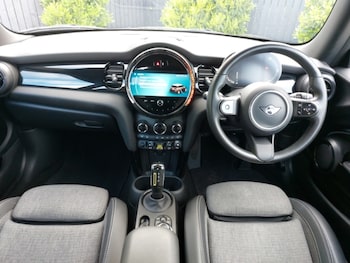 Used MINI Hatch 2023 for sale - 78527399: Photo