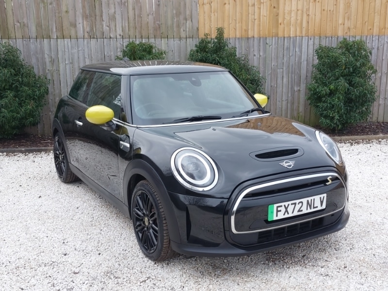 Used MINI Hatch 2022 for sale - 76907089: Photo 1