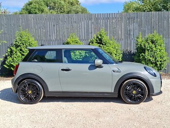 Used MINI Hatch 2021 for sale - 79303119: Photo