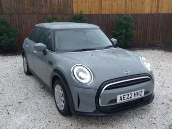Used MINI Hatch 2022 for sale - 76471719: Photo