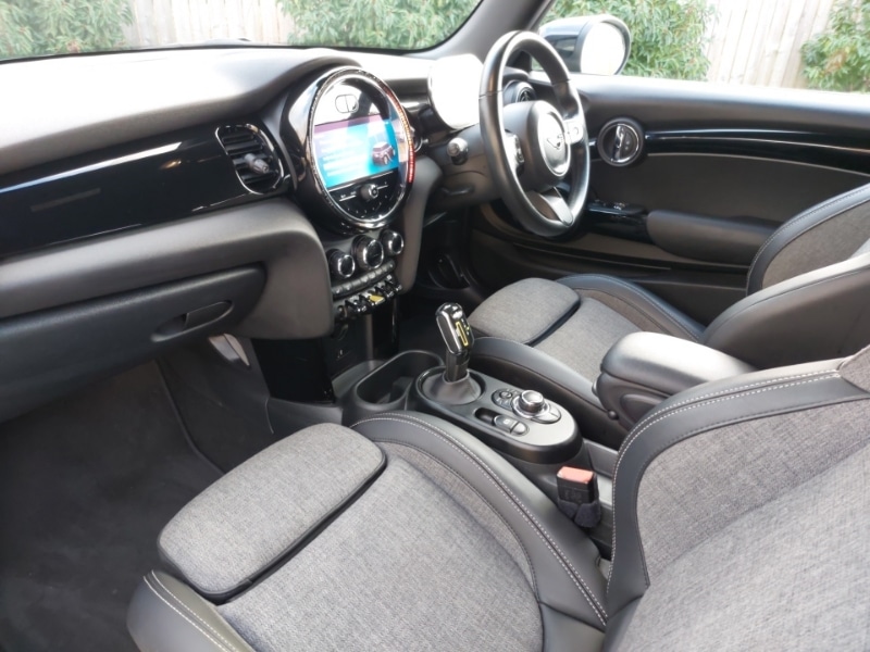 Used MINI Hatch 2022 for sale - 76893640: Photo 7