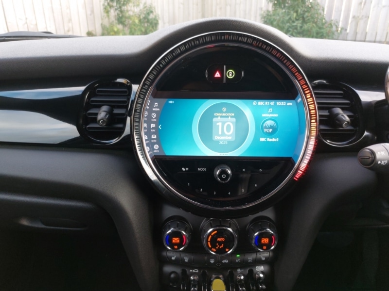 Used MINI Hatch 2022 for sale - 76893640: Photo 8