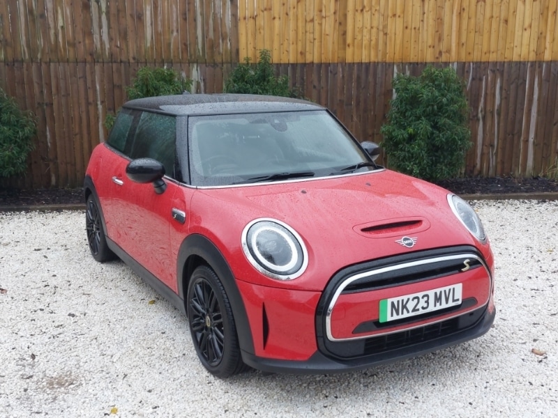 Used MINI Hatch 2023 for sale - 76543742: Photo 1