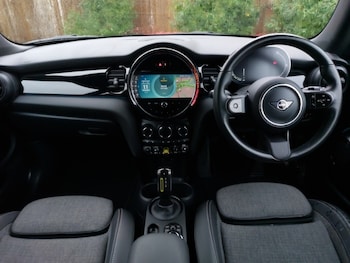 Used MINI Hatch 2023 for sale - 76543742: Photo