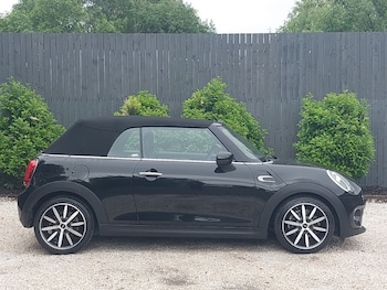 Used MINI Convertible 2020 for sale - 78694996: Photo