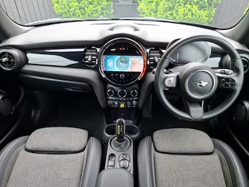 Used MINI Hatch 2023 for sale - 79498679: Photo