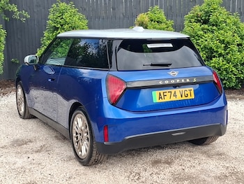 Used MINI Cooper 2024 for sale - 78933049: Photo