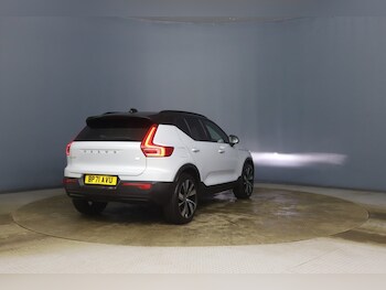 Used Volvo XC40 2022 for sale - 77667633: Photo
