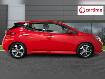 Used Nissan Leaf 2020 for sale - 76535804: Photo