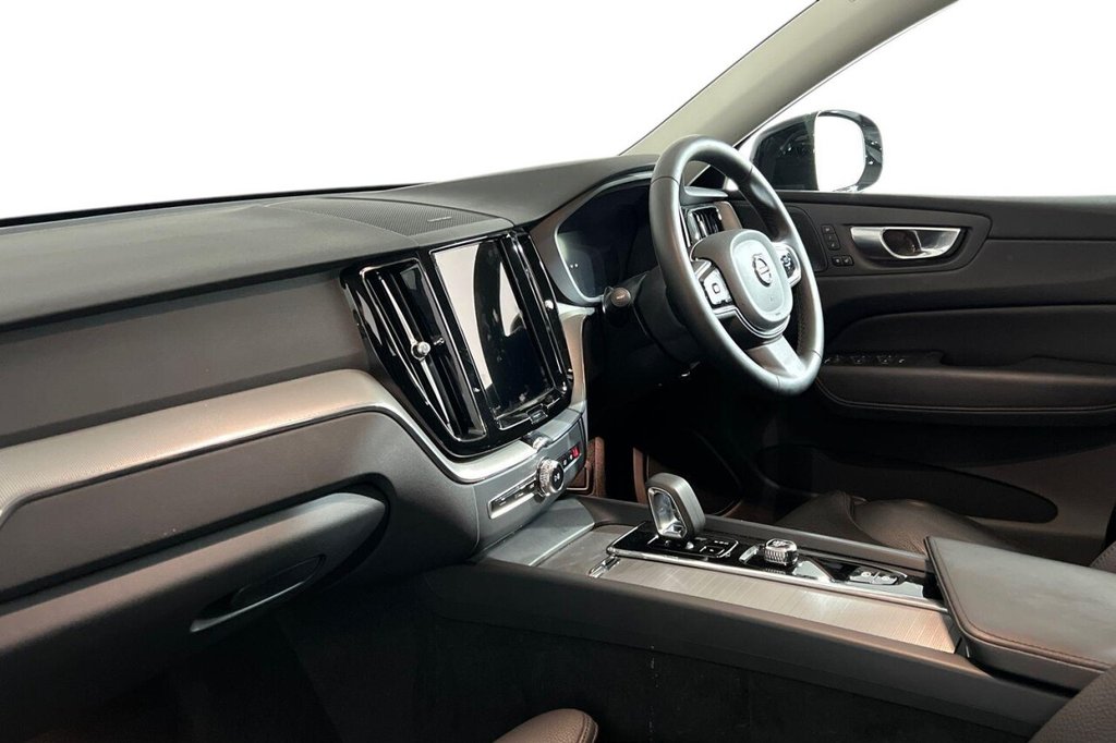 Used Volvo XC60 2024 for sale - 75901904: Photo 11