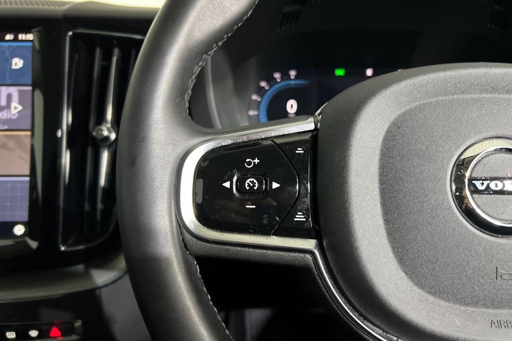 Used Volvo XC60 2024 for sale - 75901904: Photo 29