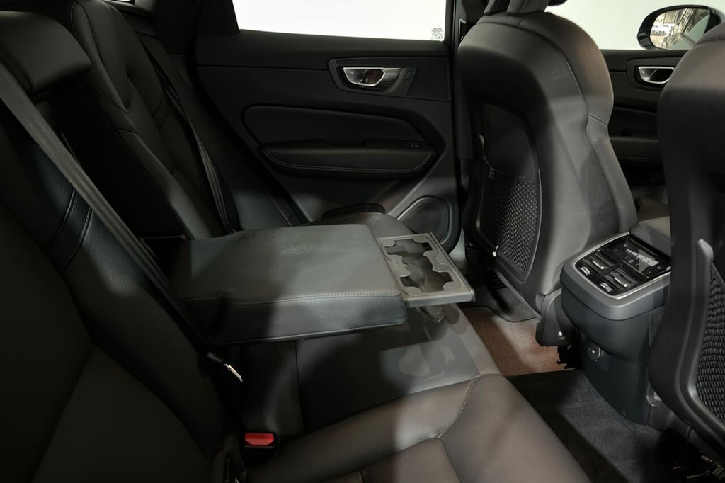 Used Volvo XC60 2024 for sale - 75901904: Photo 37