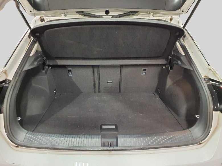 Used Volkswagen T-Roc 2022 for sale - 76740699: Photo 10