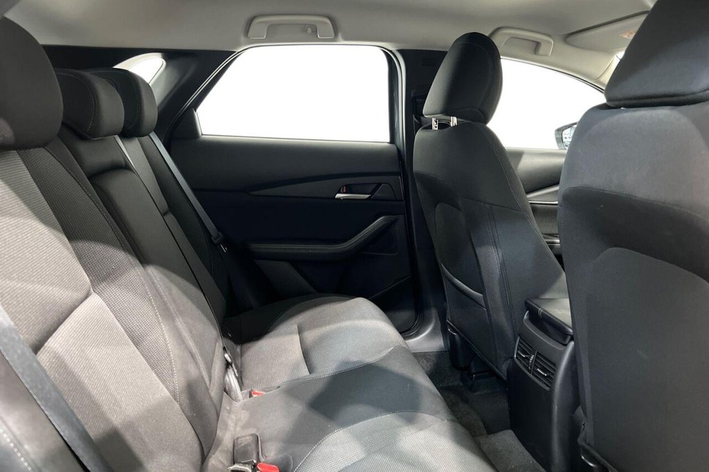 Used Mazda CX-30 2023 for sale - 76400402: Photo 10