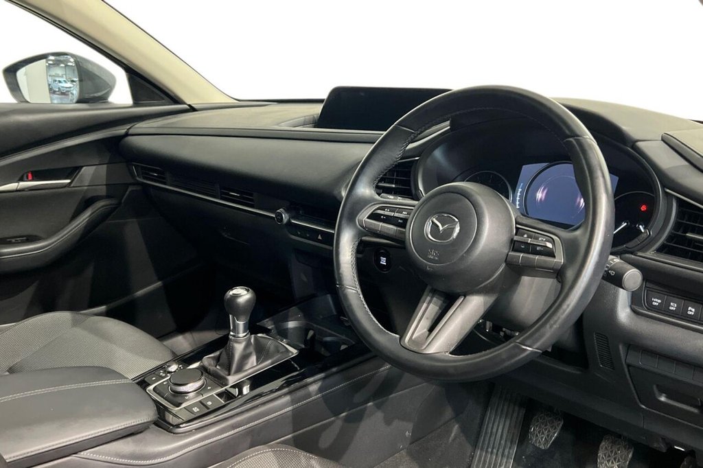 Used Mazda CX-30 2023 for sale - 76400402: Photo 9