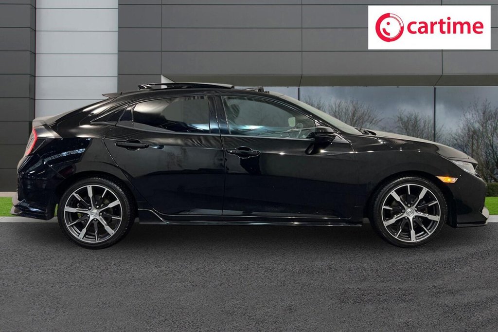 Used Honda Civic 2017 for sale - 76469686: Photo 2