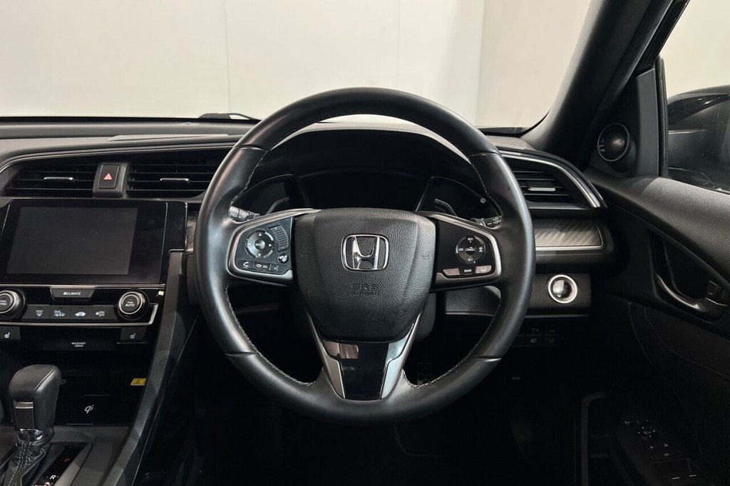 Used Honda Civic 2017 for sale - 76469686: Photo 26
