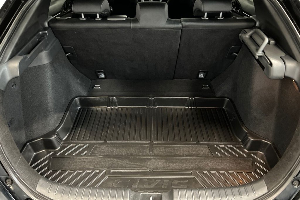 Used Honda Civic 2017 for sale - 76469686: Photo 46