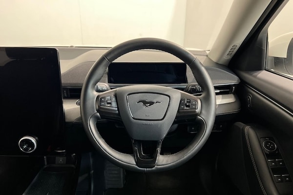 Used Ford Mustang Mach-E 2023 for sale - 76185385: Photo 15