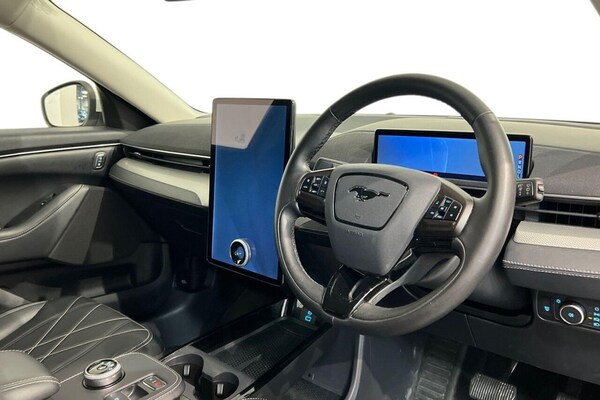 Used Ford Mustang Mach-E 2023 for sale - 76185385: Photo 9