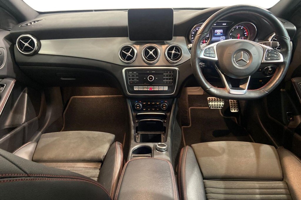 Used Mercedes-Benz GLA 2018 for sale - 76496149: Photo 12