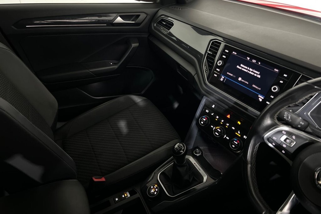 Used Volkswagen T-Roc 2019 for sale - 76740011: Photo 33