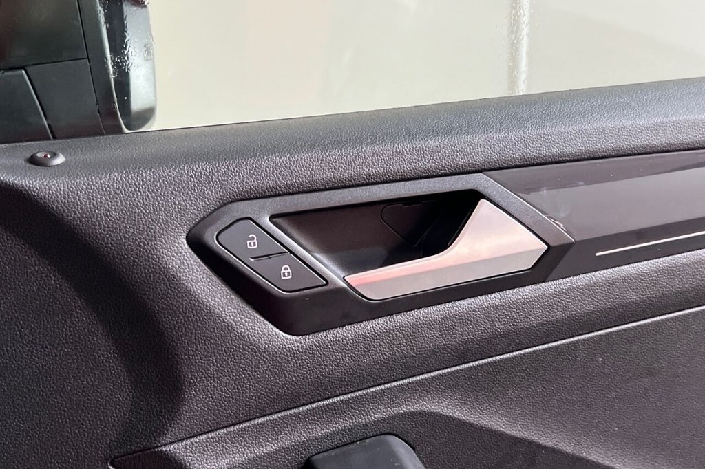 Used Volkswagen T-Roc 2019 for sale - 76740011: Photo 41