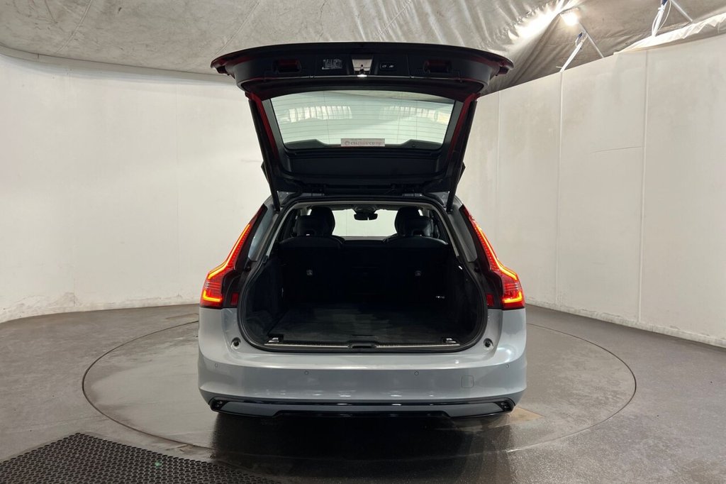 Used Volvo V90 2023 for sale - 76999206: Photo 41