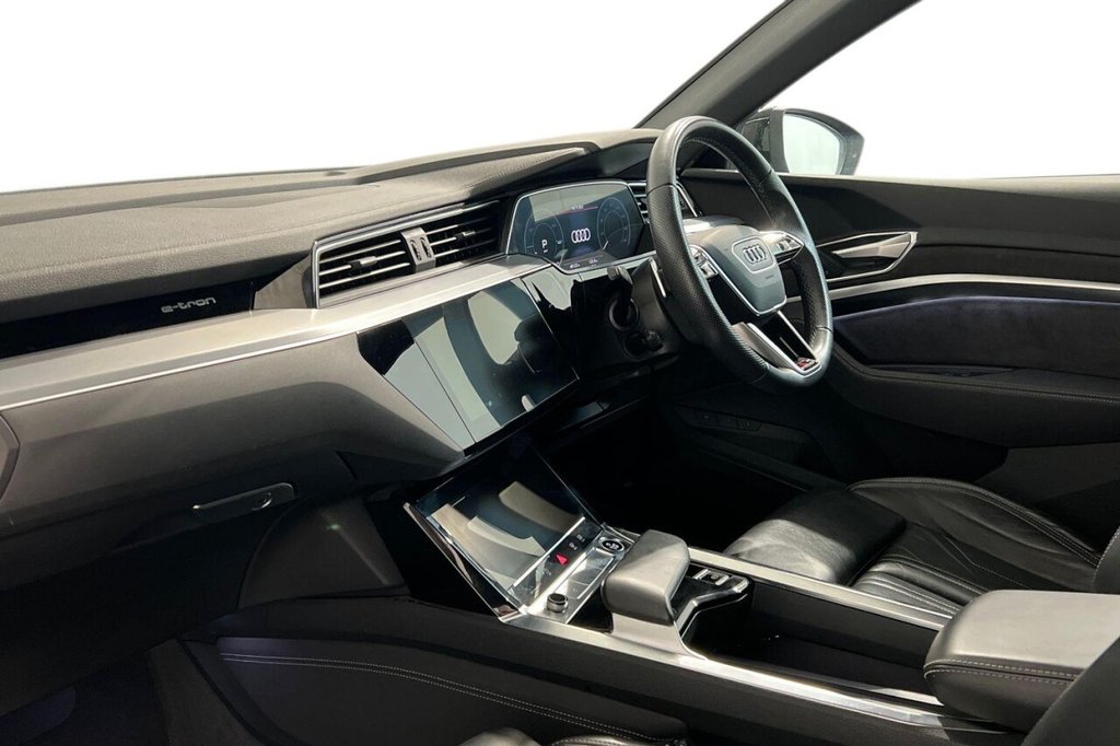 Used Audi e-tron 2021 for sale - 76216828: Photo 11