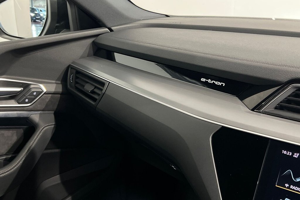 Used Audi e-tron 2021 for sale - 76216828: Photo 35