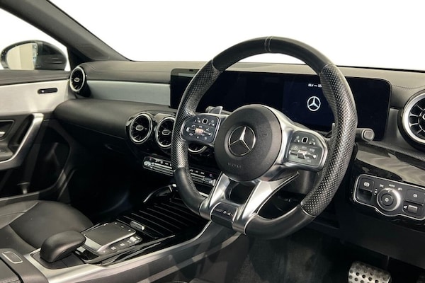 Used Mercedes-Benz CLA 2022 for sale - 76266852: Photo 9