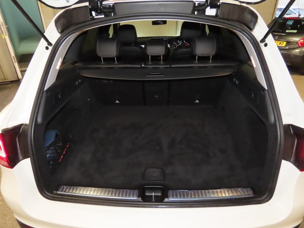 Used Mercedes-Benz GLC 2020 for sale - 76841662: Photo 14