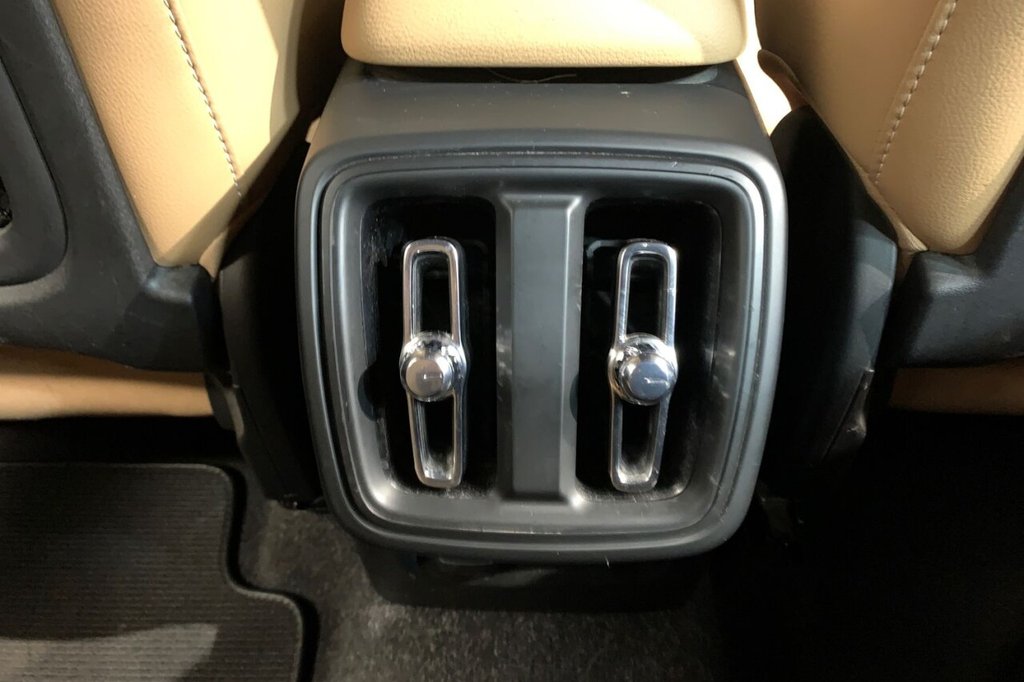 Used Volvo XC40 2020 for sale - 77249994: Photo 24