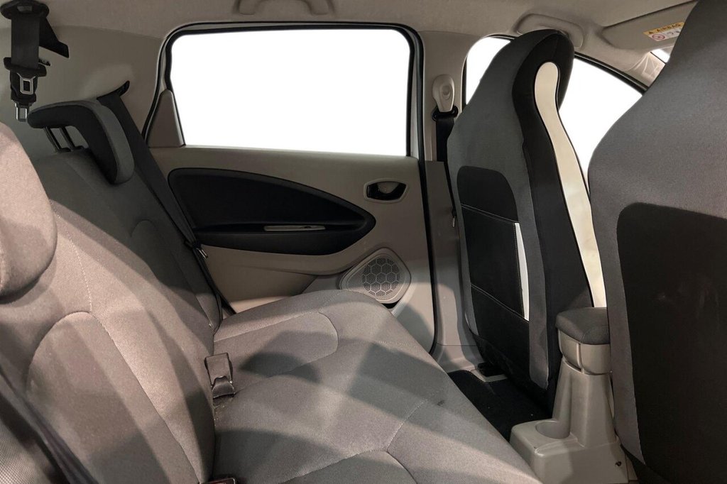 Used Renault Zoe 2015 for sale - 77890929: Photo 10