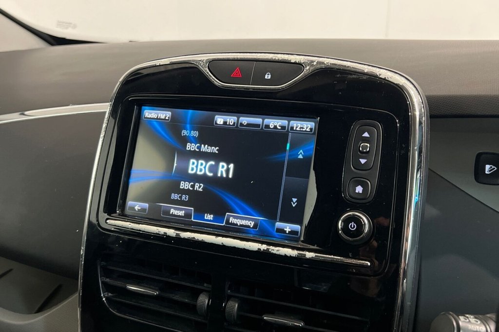 Used Renault Zoe 2015 for sale - 77890929: Photo 19