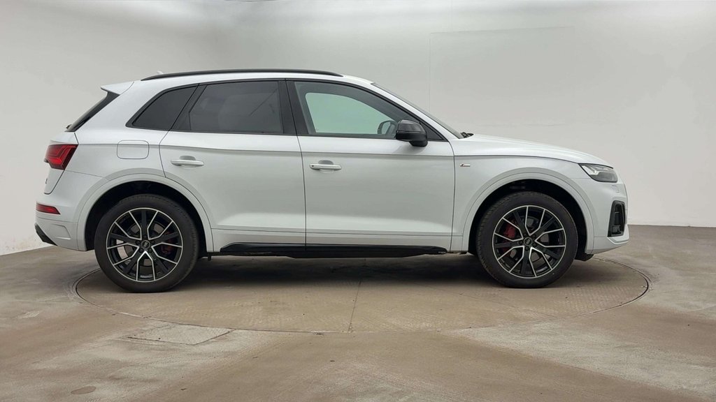 Used Audi Q5 2022 for sale - 76454699: Photo 2