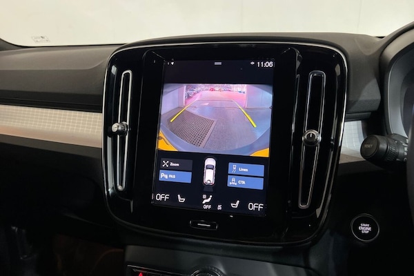 Used Volvo XC40 2022 for sale - 75630870: Photo 17