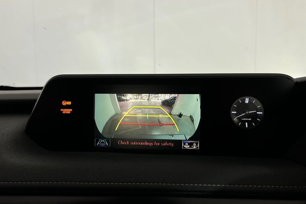 Used Lexus UX 2022 for sale - 76454637: Photo 16