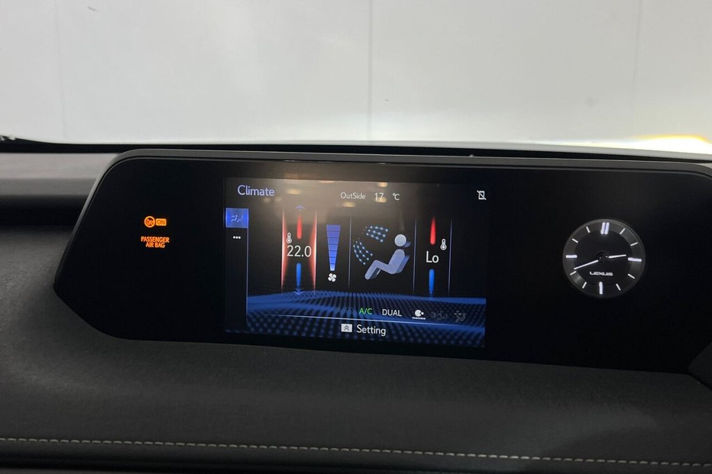 Used Lexus UX 2022 for sale - 76454637: Photo 19