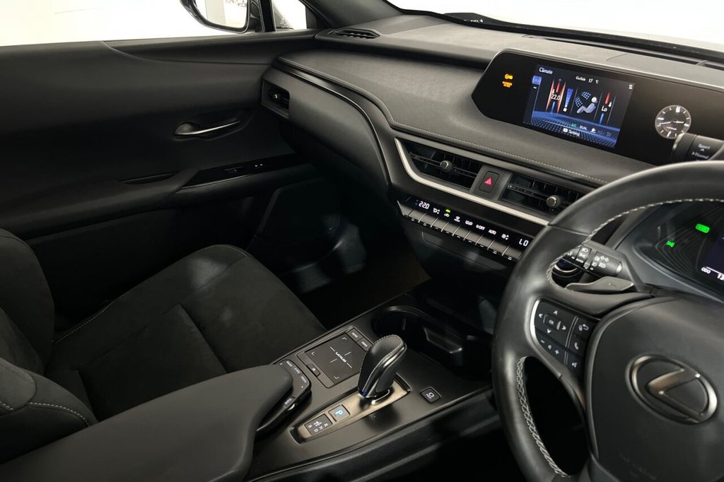 Used Lexus UX 2022 for sale - 76454637: Photo 20