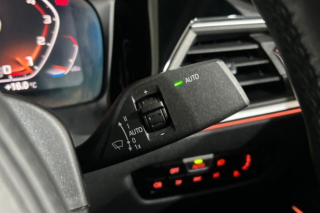 Used BMW 3 Series 2021 for sale - 76469728: Photo 31