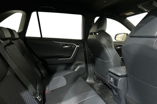 Used Toyota RAV4 2019 for sale - 75092703: Photo 10