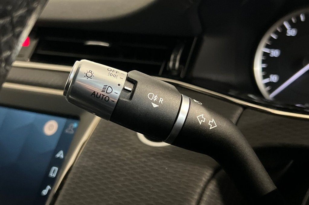 Used Land Rover Range Rover Evoque 2021 for sale - 77976670: Photo 28