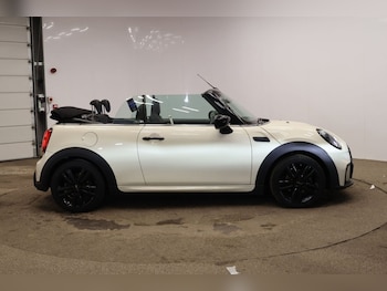 Used MINI Convertible 2022 for sale - 77905437: Photo