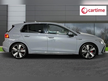 Used Volkswagen Golf 2022 for sale - 76048077: Photo 2