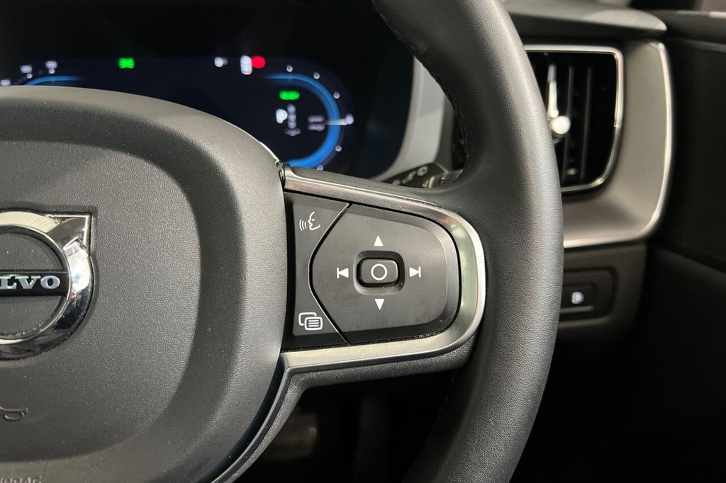 Used Volvo XC60 2022 for sale - 76655379: Photo 28