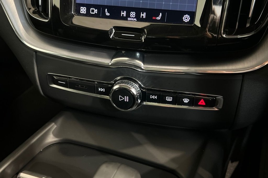 Used Volvo XC60 2022 for sale - 76655379: Photo 38