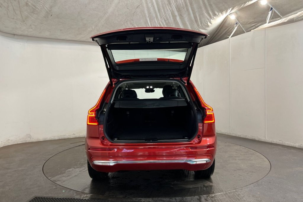 Used Volvo XC60 2022 for sale - 76655379: Photo 44